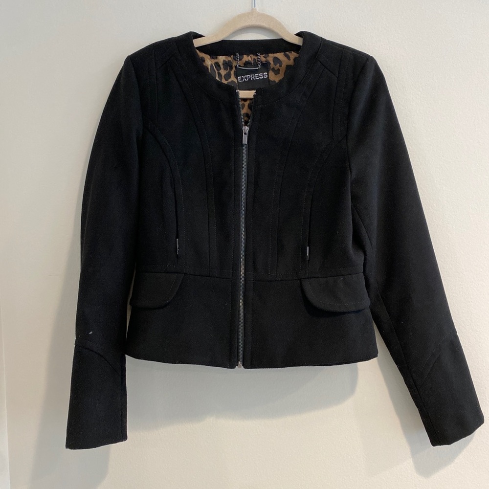 Express womens black fotted winter jacket/ coat size medium